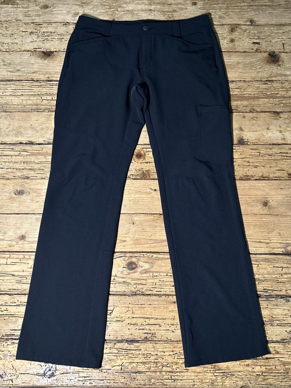 Magellan Outdoor Womens Size 8 Water Repel Hiking Pants W/Cargo Pocket